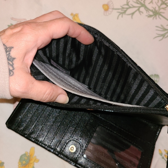 Victoria secret clutch - Picture 2 of 4